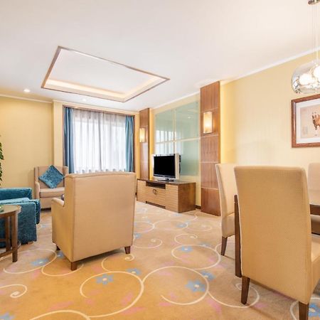 Holiday Inn Beijing Downtown Zewnętrze zdjęcie